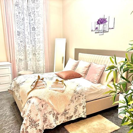 Casa Camilla Apartment Roma Ngoại thất bức ảnh